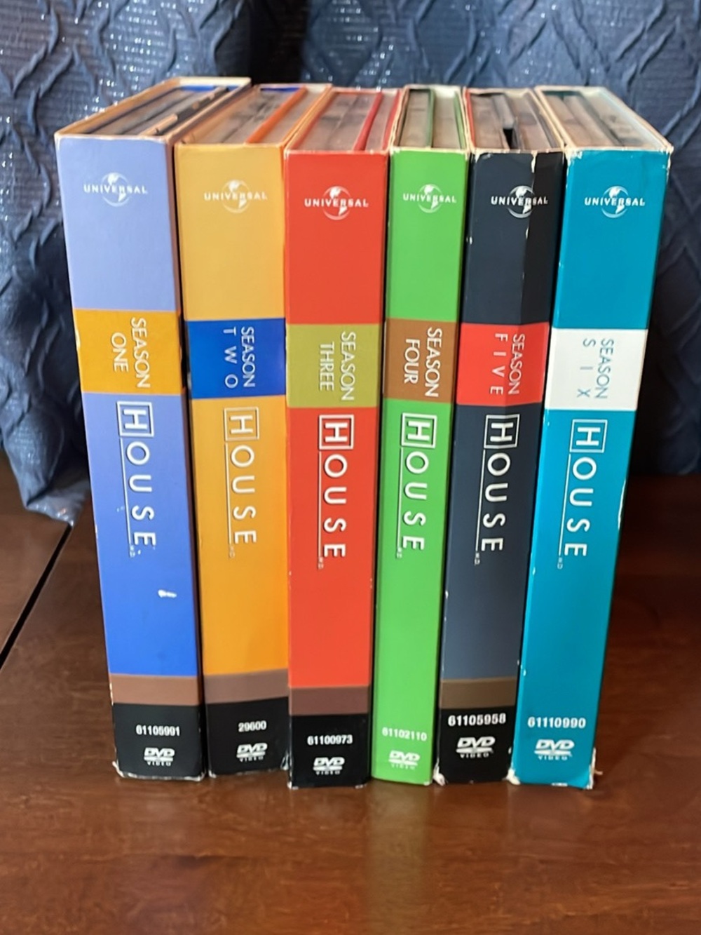 House TV Series Complete Season Set (Seasons 1-6) - Colorful DVD Box Set